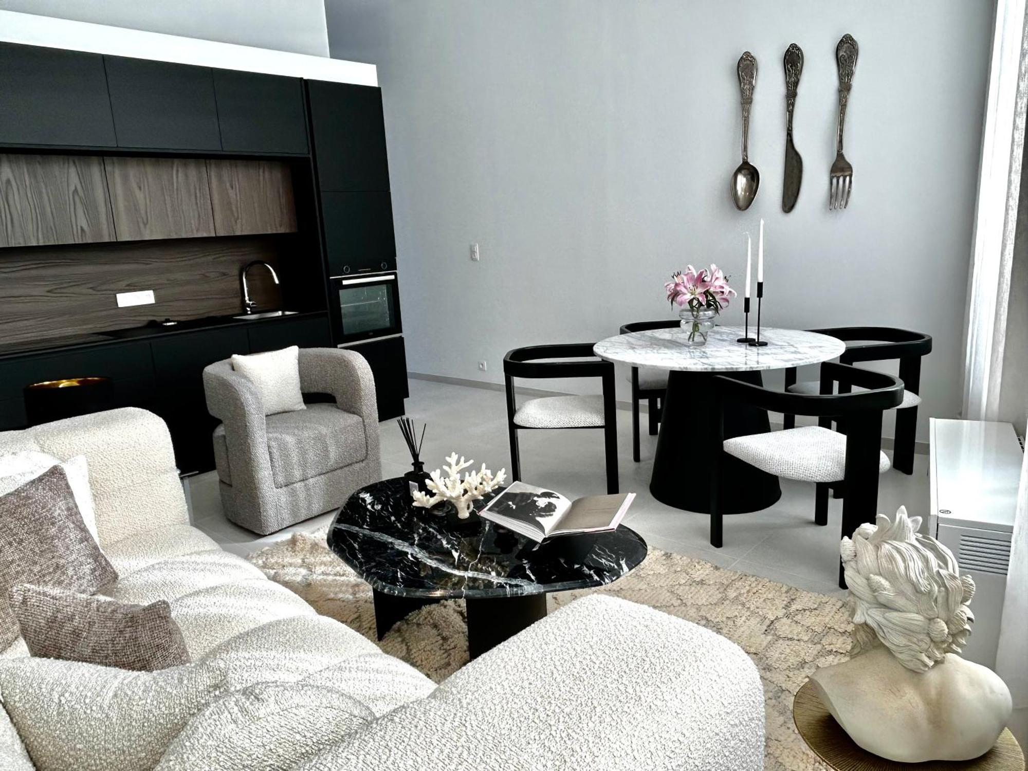 Apartamento Phoenix Garden Mons Exterior foto