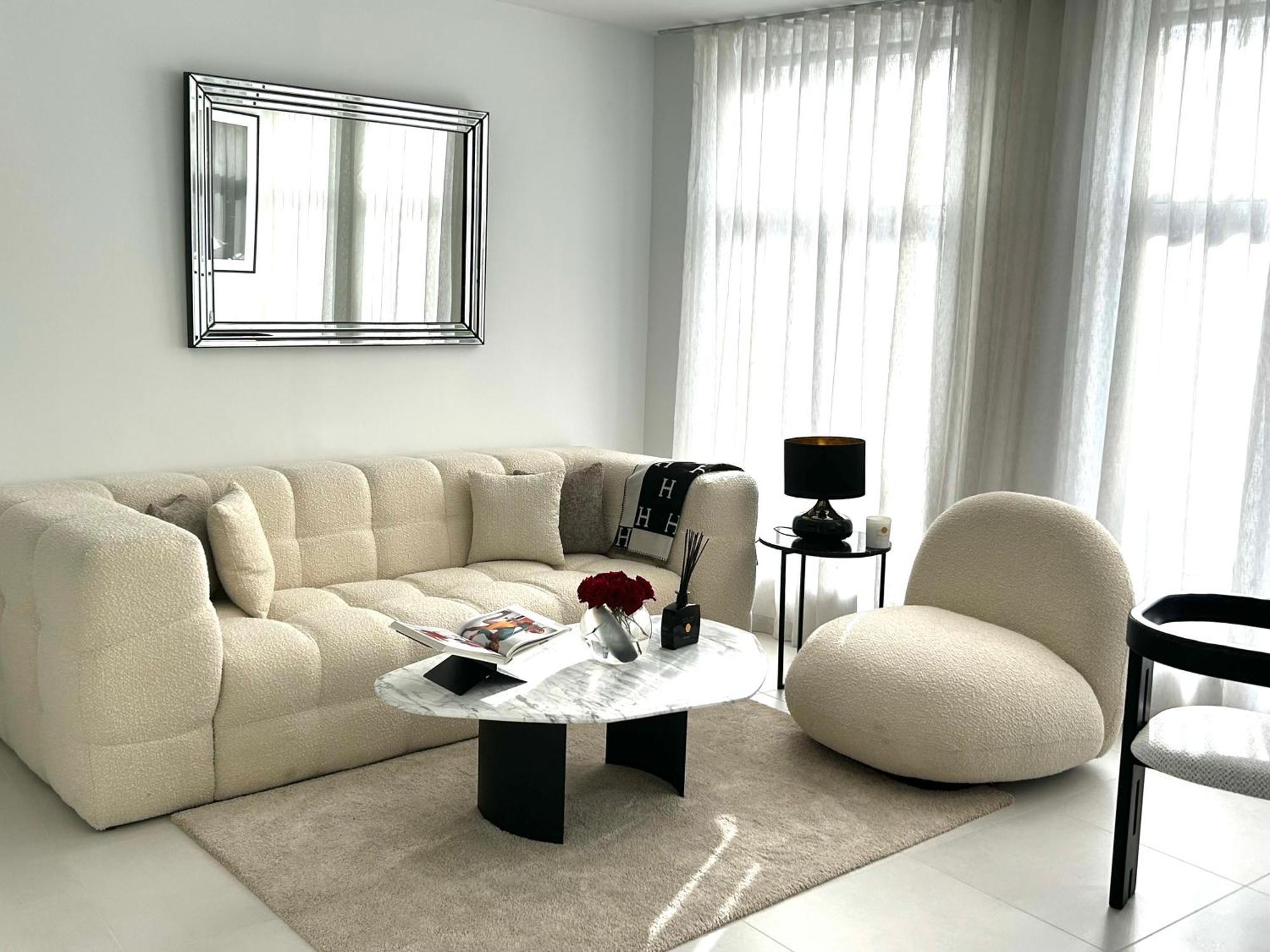 Apartamento Phoenix Garden Mons Exterior foto